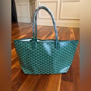 Emerald Green Tote NWT